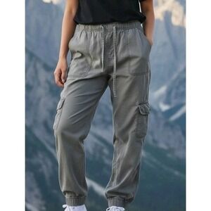 C&C California Cargo Jogger Pants Women  Green Minimalist Travel Elastic Wasit